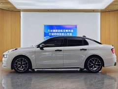 Lynk & Co 03 1.5T DCT Pro - ფოტო 4