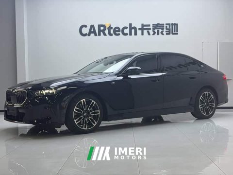 2025 BMW 5 Series 530Li Premier M Sport Package - автомобиль из Китая