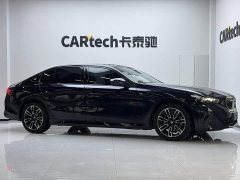 BMW 5 Series 530Li Premier M Sport Package - photo 3