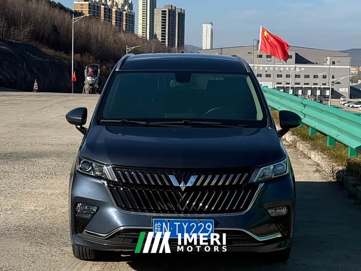 Wuling Jiachen 1.5T CVT Smart Luxury - car from China