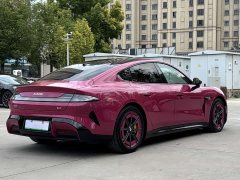 Xiaomi SU7 Rear-Wheel Drive Pro - фото 16