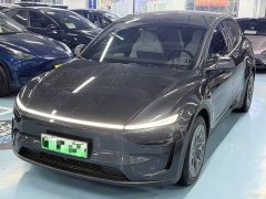 Tesla Model Y L Long Range All-Wheel Drive - photo 1