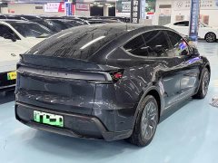 Tesla Model Y L Long Range All-Wheel Drive - photo 3