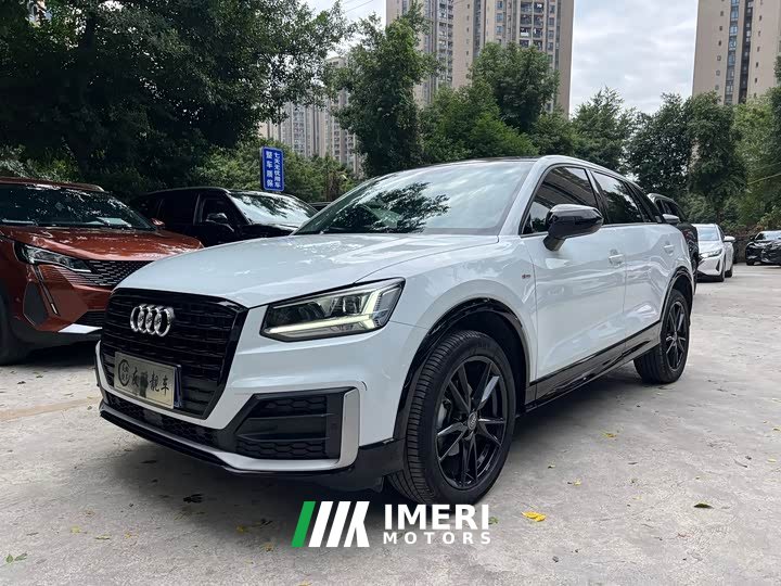 Audi Q2L 35 TFSI Fashion Dynamic - car from China