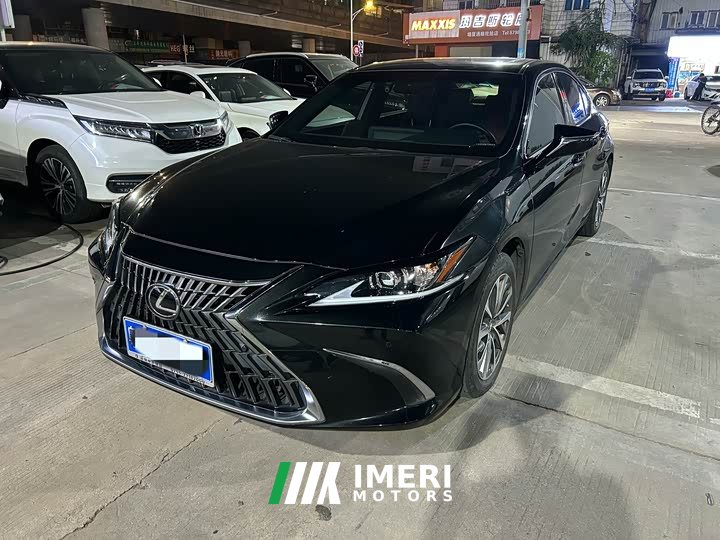Lexus ES 200 Excellence Edition