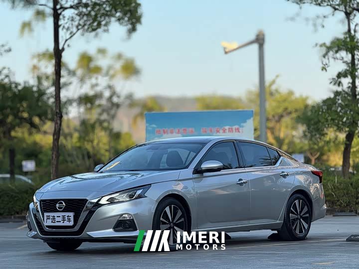 Nissan Teana 2.0L XL Comfort - автомобиль из Китая