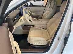 AITO M6 Extended Range Ultra - ფოტო 8
