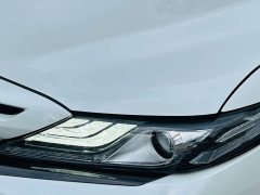 Toyota Camry Dual Engine 2.5HS Stylish Edition - ფოტო 11