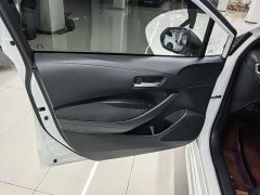 Toyota Corolla 1.8L CVT Luxury - ფოტო 7