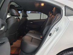Toyota Corolla 1.8L CVT Luxury - ფოტო 9