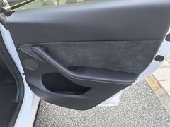 Tesla Model Y Rear-Wheel Drive - ფოტო 13