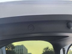 Tesla Model Y Rear-Wheel Drive - ფოტო 15