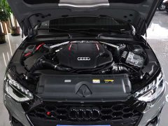 Audi S4 3.0TFSI - фото 17