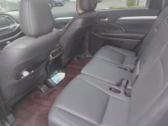 Toyota Highlander 2.0T AWD Luxury 7-Seater - ფოტო 11