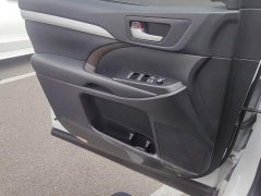 Toyota Highlander 2.0T AWD Luxury 7-Seater - ფოტო 7