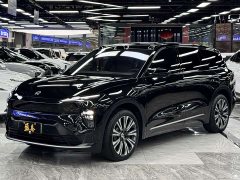 NIO ES8 100kWh Executive - ფოტო 1