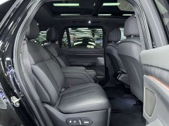 NIO ES8 100kWh Executive - ფოტო 12