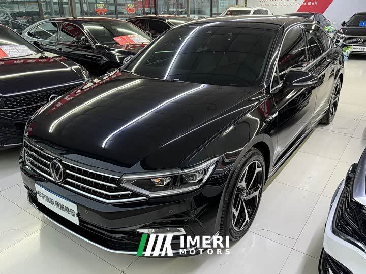 Volkswagen Magotan 2 Million Units Celebration Edition 330TSI DSG Luxury - автомобиль из Китая