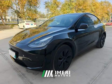 2023 Tesla Model Y Rear-Wheel Drive