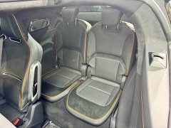 HiPhi X Flagship 6-Seater - фото 11