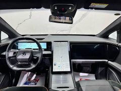 HiPhi X Flagship 6-Seater - фото 12