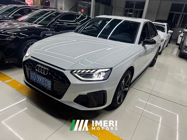 Audi A4L 200 Million Units Joyful Edition 40 TFSI Luxury Dynamic - автомобиль из Китая