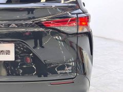 Toyota Sienna 2.5L Hybrid Comfort Edition - ფოტო 11