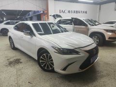 Lexus ES 200 Excellence Edition - ფოტო 5