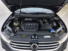 Volkswagen Tiguan L 330TSI Automatic FWD R-Line Comfort Edition - photo 11