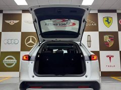 Honda Vezel 1.5L CVT Luxury - ფოტო 17