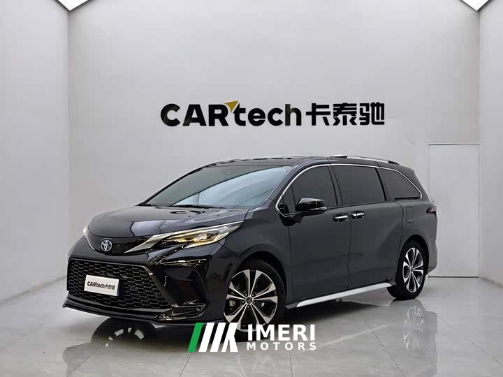 Toyota Grevias 2.5L Hybrid Premium Plus Edition - автомобиль из Китая