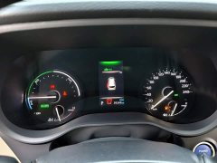 Toyota Grevias 2.5L Hybrid Premium Plus Edition - фото 13