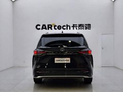 Toyota Grevias 2.5L Hybrid Premium Plus Edition - фото 5