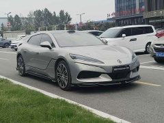 Denza Z9GT Flash Charging Flagship - фото 3