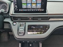 Honda Odyssey 2.0L e:HEV Sharp Prestige Edition - ფოტო 15