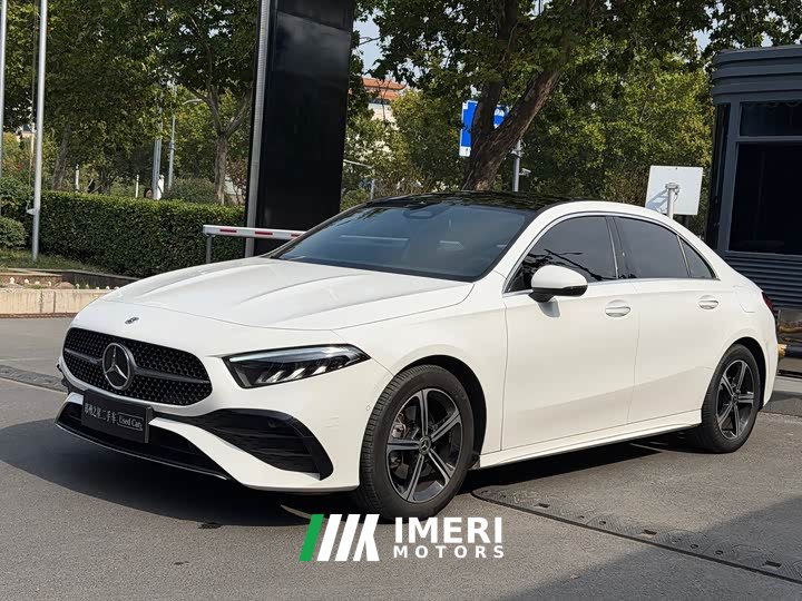Mercedes-Benz A-Class A 200 L Fashion Edition - автомобиль из Китая