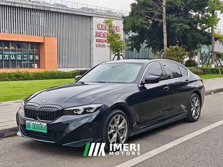 BMW i3 eDrive 35 L