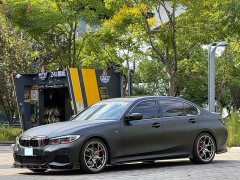 BMW 3 Series 320Li M Sport Package - ფოტო 1