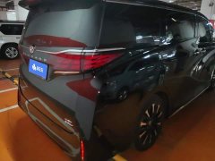 Toyota Alphard Hybrid 2.5L Premium Edition - фото 3