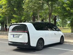Li Auto MEGA Home Family Edition - фото 7