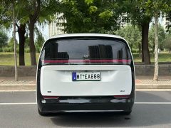 Li Auto MEGA Home Family Edition - фото 8