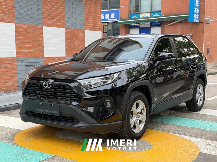 Toyota RAV4 2.0L CVT FWD Urban Edition - car from China