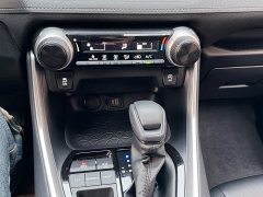 Toyota RAV4 2.0L CVT FWD Urban Edition - photo 14