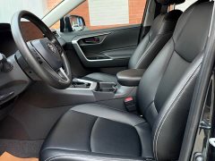 Toyota RAV4 2.0L CVT FWD Urban Edition - photo 4