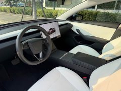 Tesla Model 3 Rear-Wheel Drive - ფოტო 11