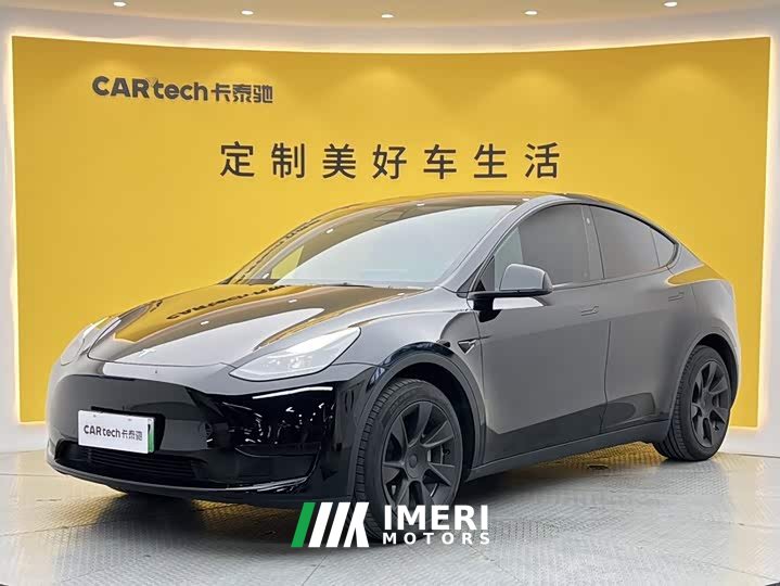 Tesla Model Y Facelift Rear-Wheel Drive