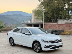 Volkswagen Bora 200TSI DSG Yuexi Pro - ფოტო 3