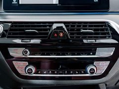 BMW 5 Series New Energy Facelift 535Le Pioneer Edition M Sport Package - фото 11