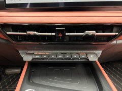 Changan CS75 PRO 1.5T DCT Premium 7-Seater - ფოტო 15