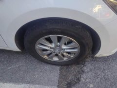 Hyundai Elantra 1.6L Automatic GL Deluxe Edition - ფოტო 6